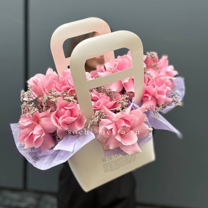 Сумочка розовых роз "Плинки" в Калининграде