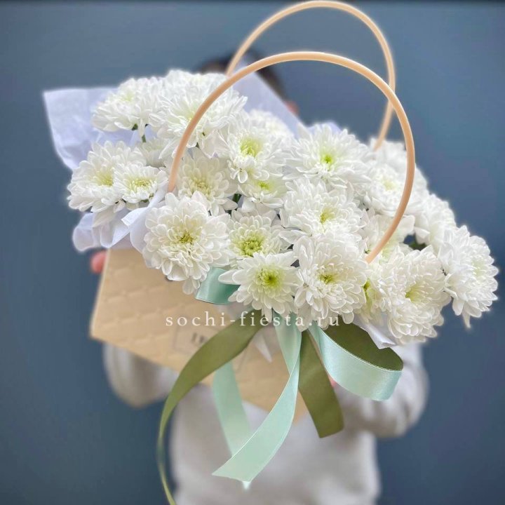 Сумочка с хризантемами в Калининграде
