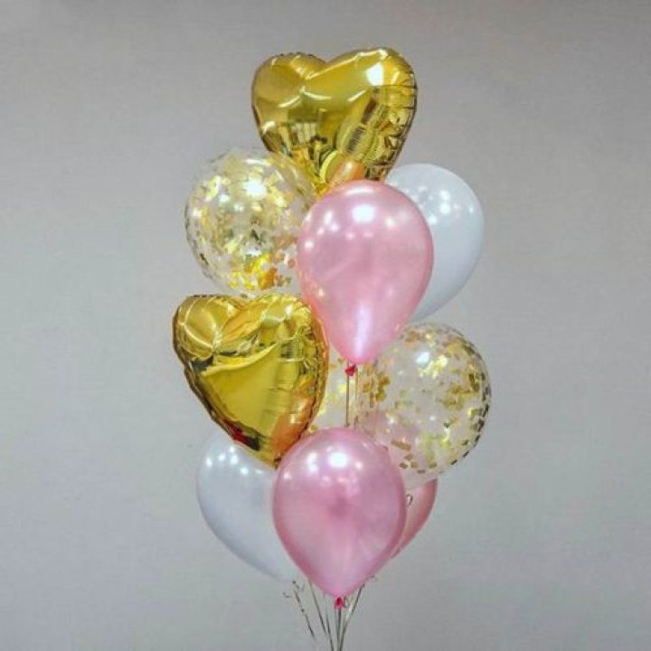 Облако шаров "Рози голд" в Калининграде