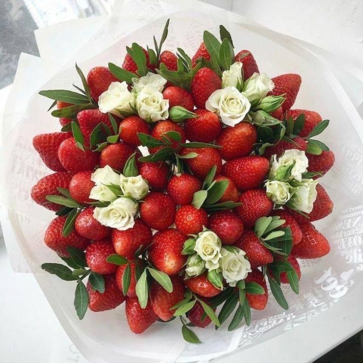 Клубника со сливками №2 в Калининграде