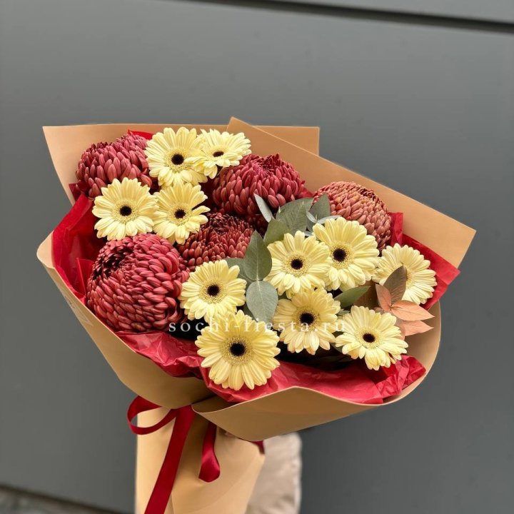 Букет гербер и хризантем Бигуди в Калининграде