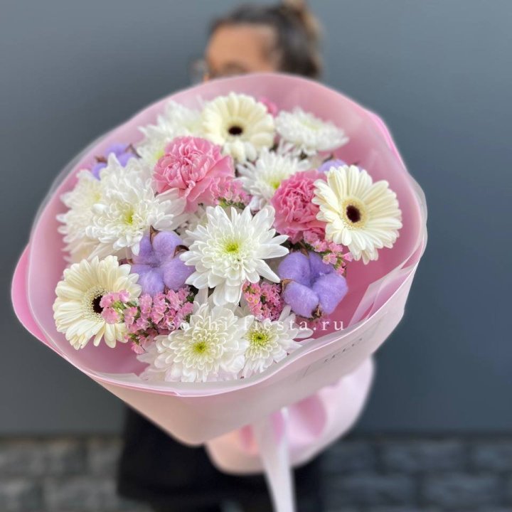 Букет цветов "Пинк спринг" в Калининграде