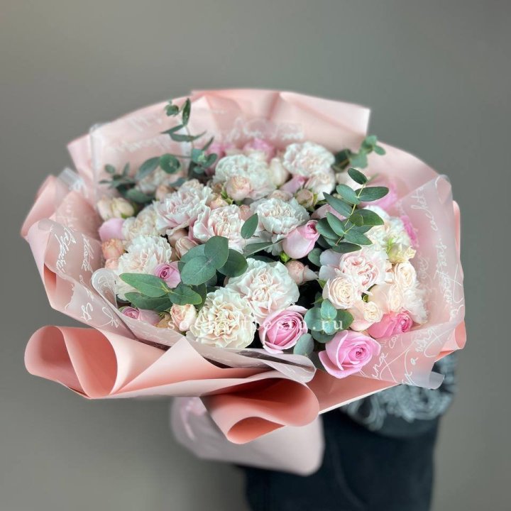  Букет  "Любовь в её глазах" в Калининграде