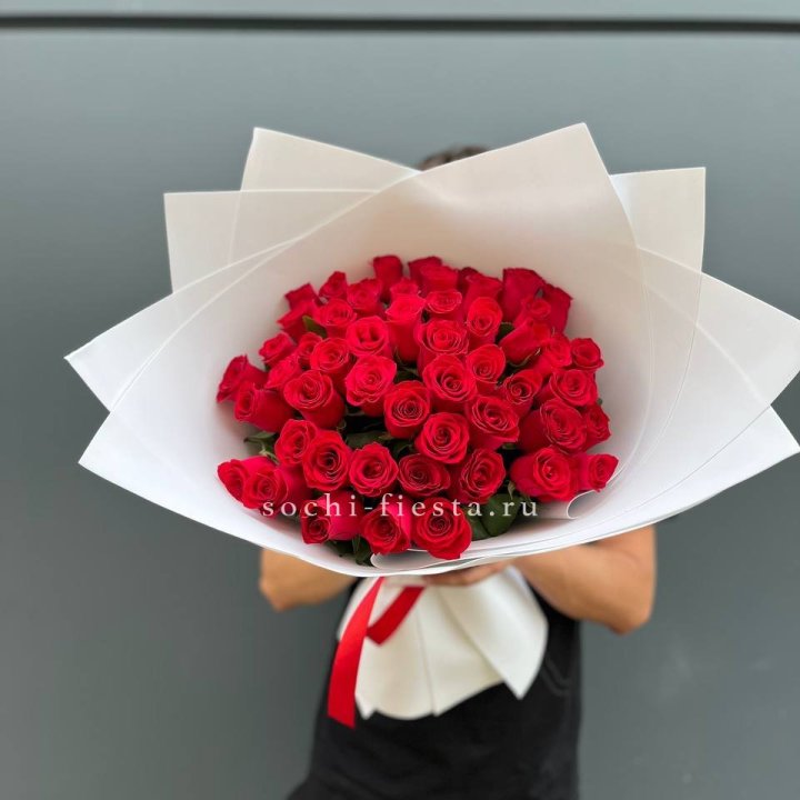 51  красная роза в Калининграде