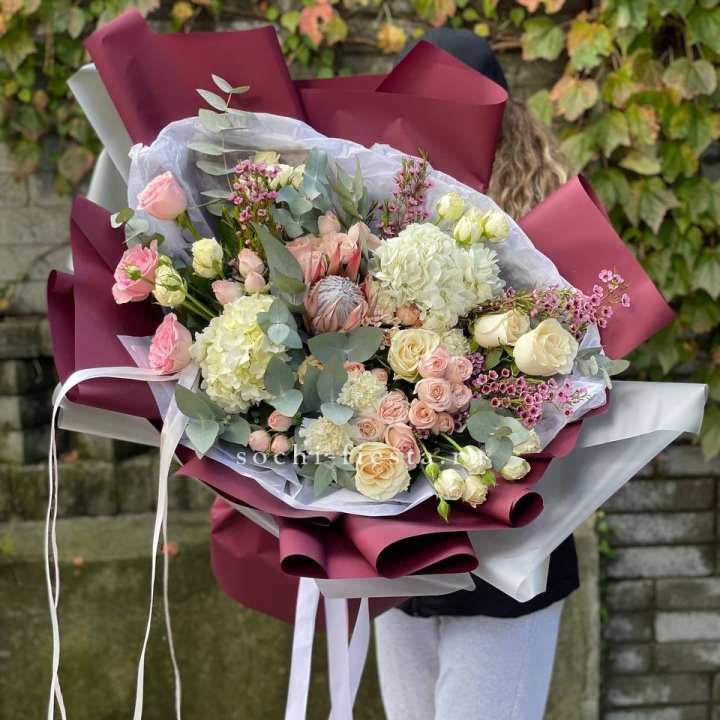 Авторский букет с протеей №1 в Калининграде