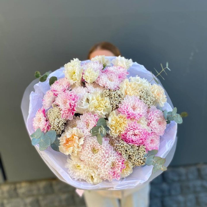 Букет из стойких цветов  в Калининграде