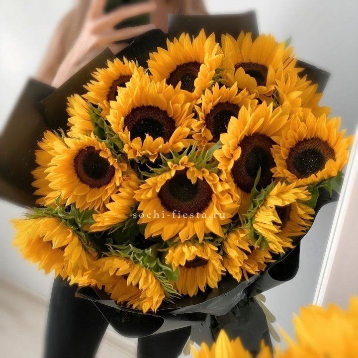 Букет подсолнухов "Гига" в Калининграде
