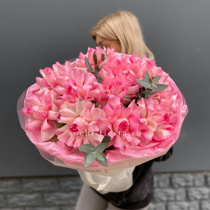 11 французских роз в Калининграде