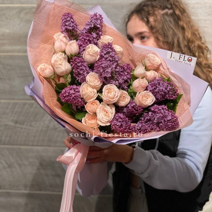 Букет "Лиловая весна" в Калининграде