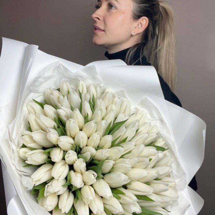 101 белый тюльпан №2 в Калининграде