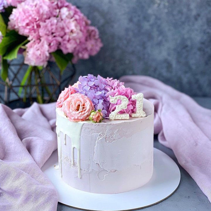 Торт с цифрой в Калининграде