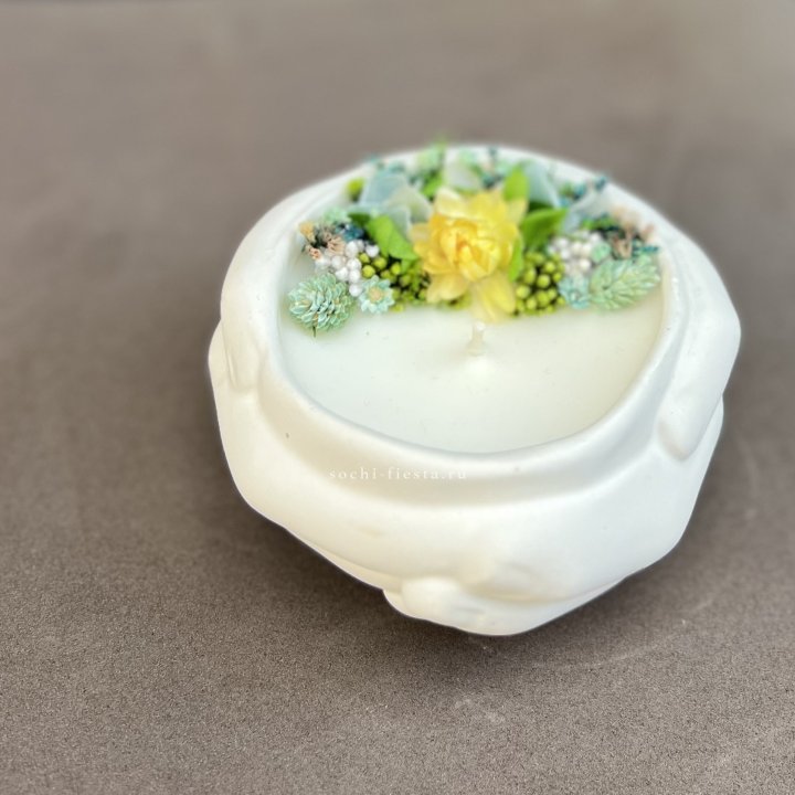 Свеча ароматическая в гипсе Руки в Калининграде