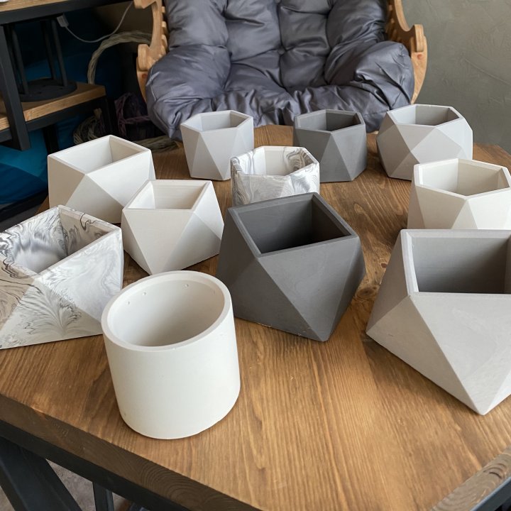 Дизайнерское кашпо в Калининграде