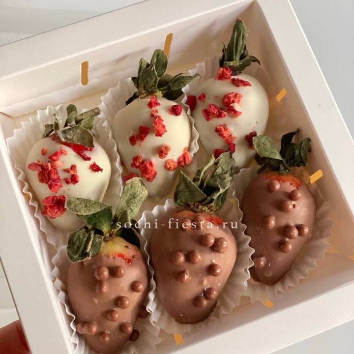 Клубника в шоколаде 6 ягод в Калининграде