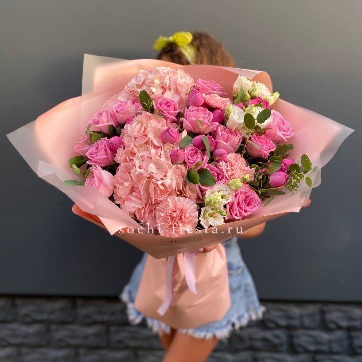 Авторский букет "Восторг" в Калининграде