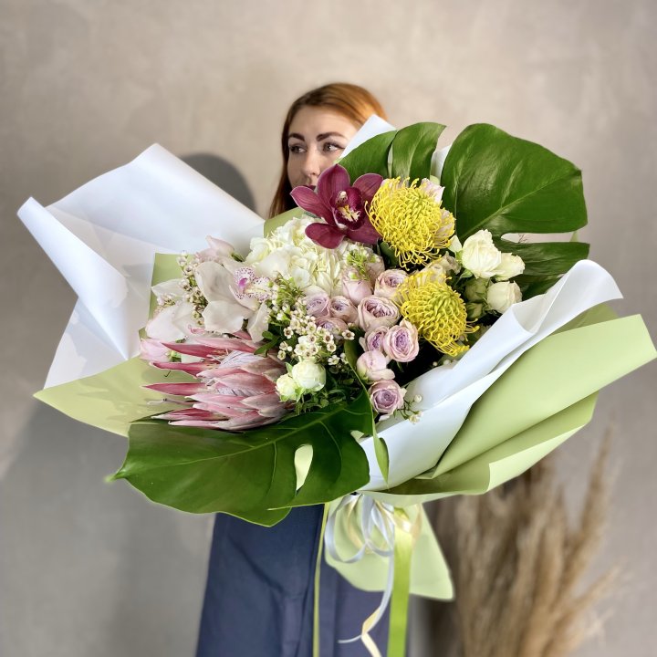 Дизайнерский букет экзотики в Калининграде