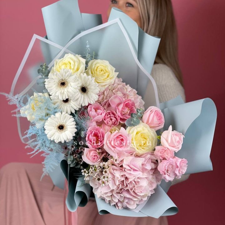 Дизайнерский букет "Адель" в Калининграде