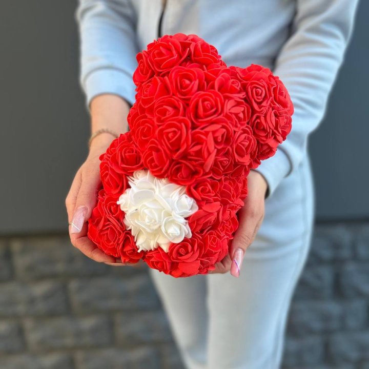 Медведь с белым сердцем в Калининграде