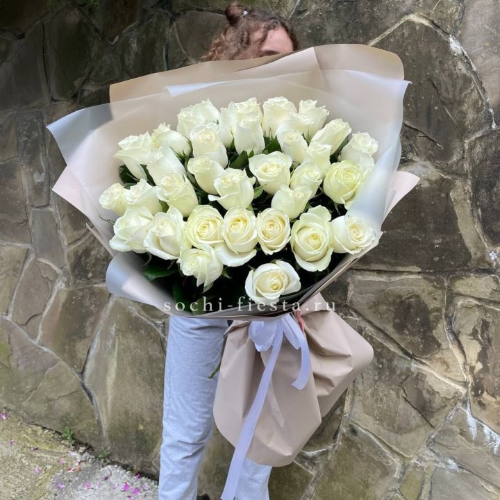 35 голландских роз в Калининграде