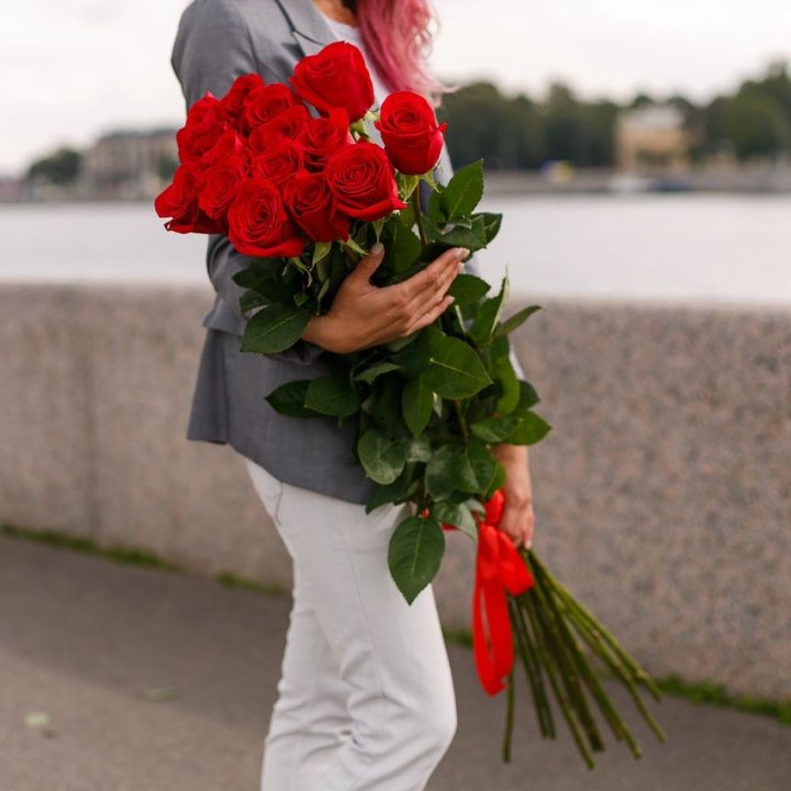 15 метровых голландских роз в Калининграде