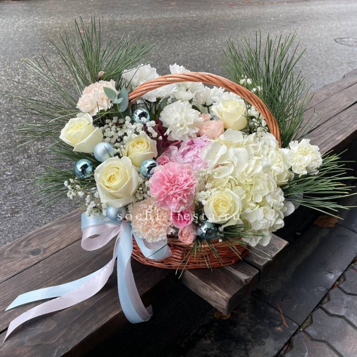 Новогодняя корзина  в Калининграде