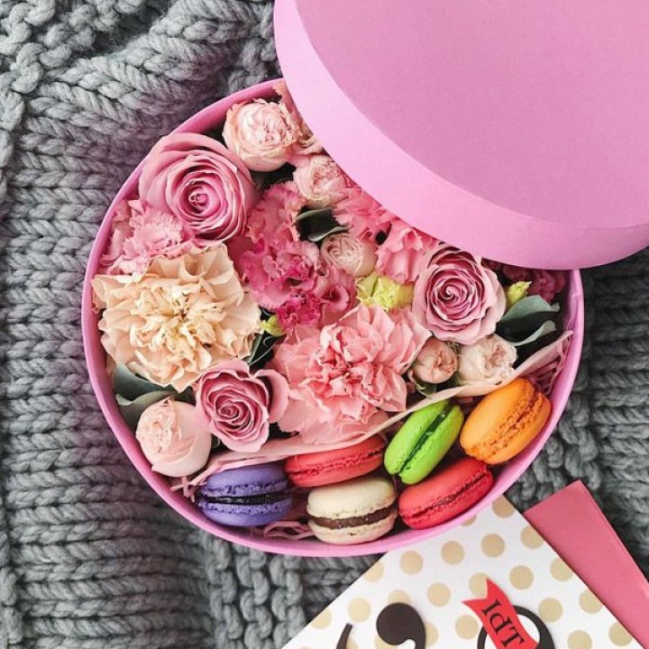 Цветочный бокс пинк в Калининграде