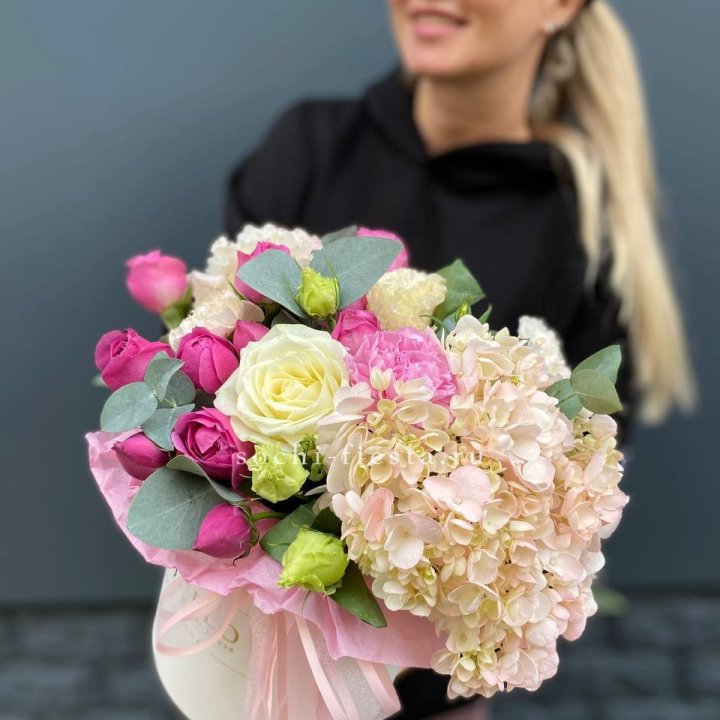 Дизайнерский цилиндр №4 в Калининграде