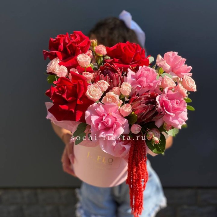 Дизайнерский цилиндр "Густо" в Калининграде