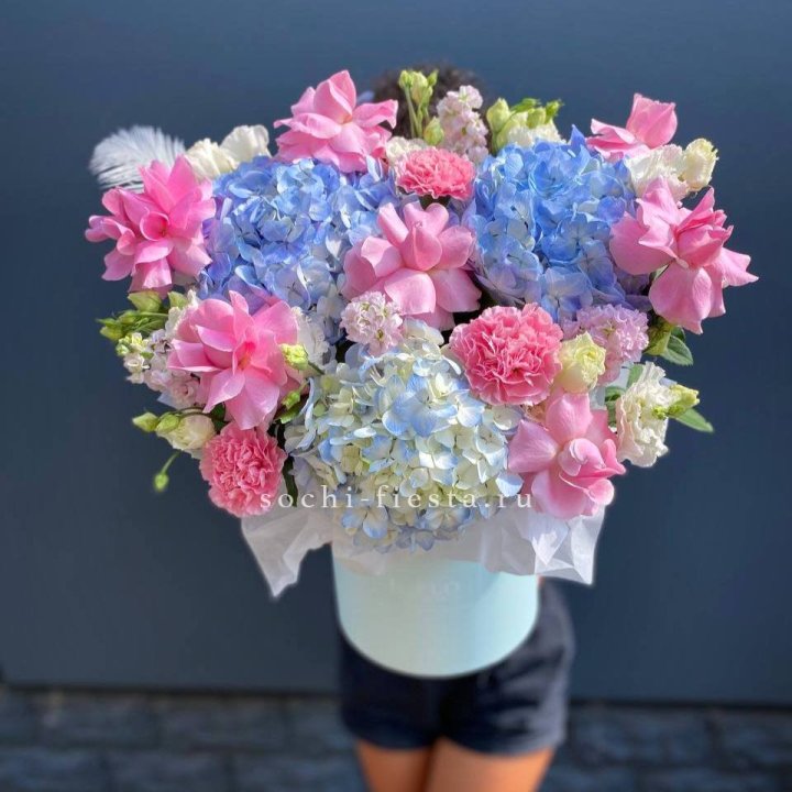 Коробка с цветами "Лемия" в Калининграде