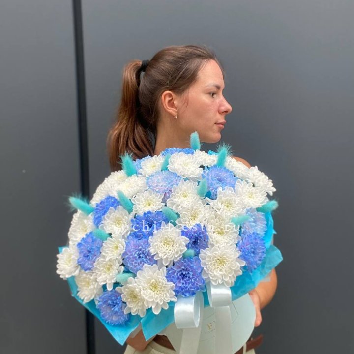  Коробочка  хризантем и лагуруса в Калининграде