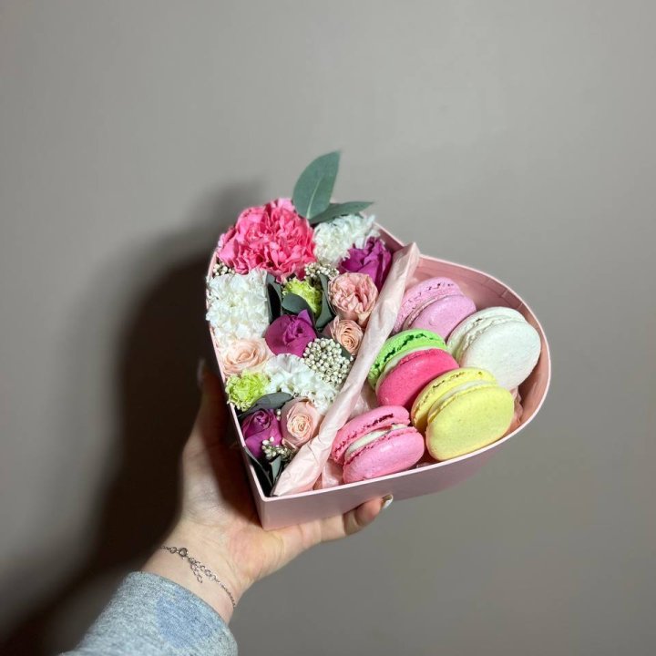 Дуо цветы и макаронсы в Калининграде