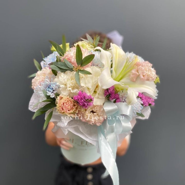 Дизайнерский цилиндр "Лилия" в Калининграде