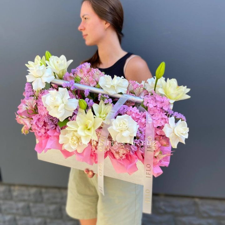 Большой бокс розовый в Калининграде