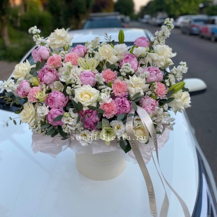 Дизайнерский цилиндр "Вау-3" в Калининграде