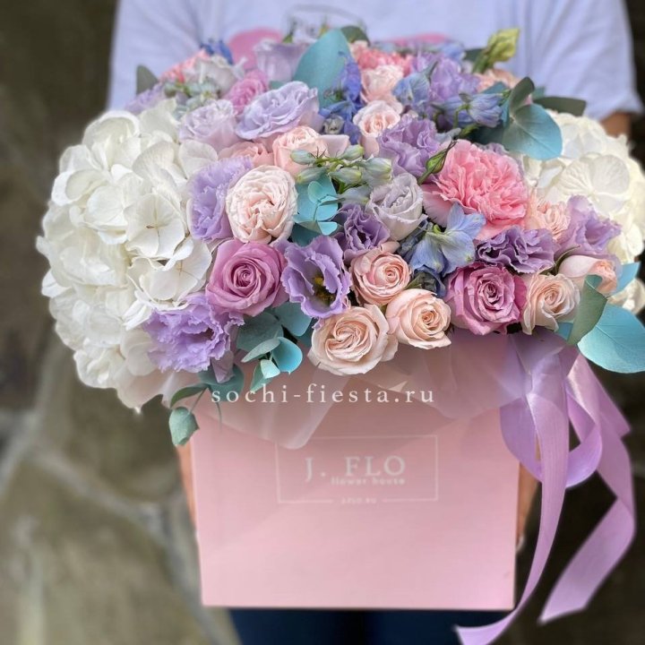 Цветочный бокс макси каб в Калининграде