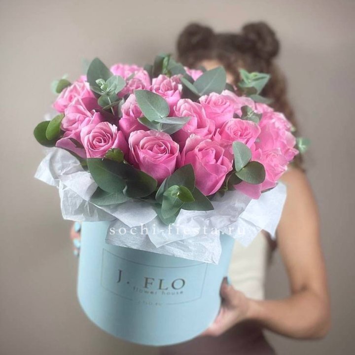 Бокс 27 роз в Калининграде