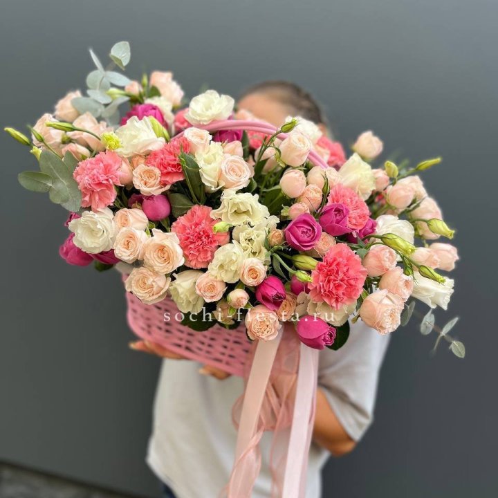Цветочная корзина "Флоренция" в Калининграде