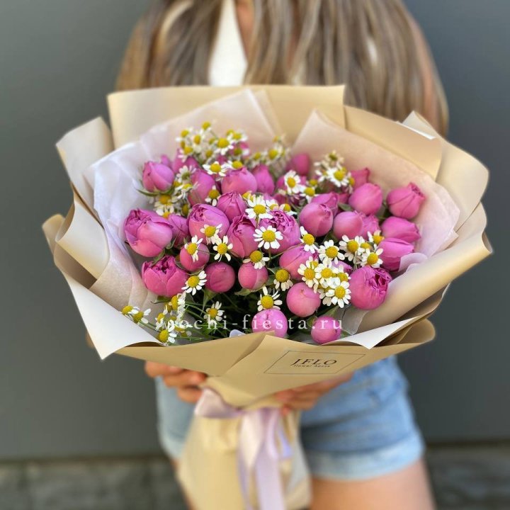 Дуобукет мисти с ромашками  в Калининграде