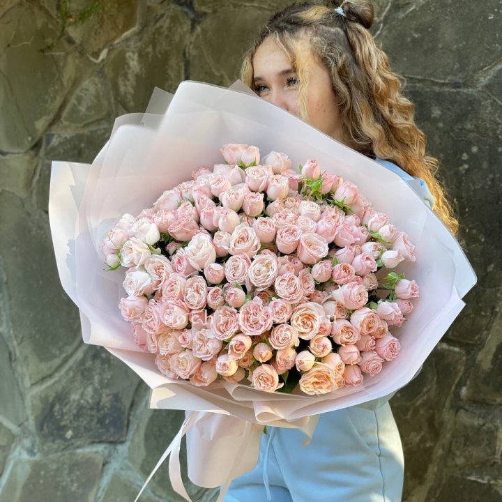 45 роза бомбастик Крем в Калининграде