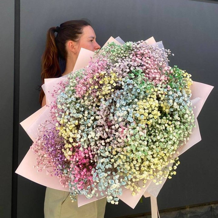 Пышный букет из гипсофил  в Калининграде