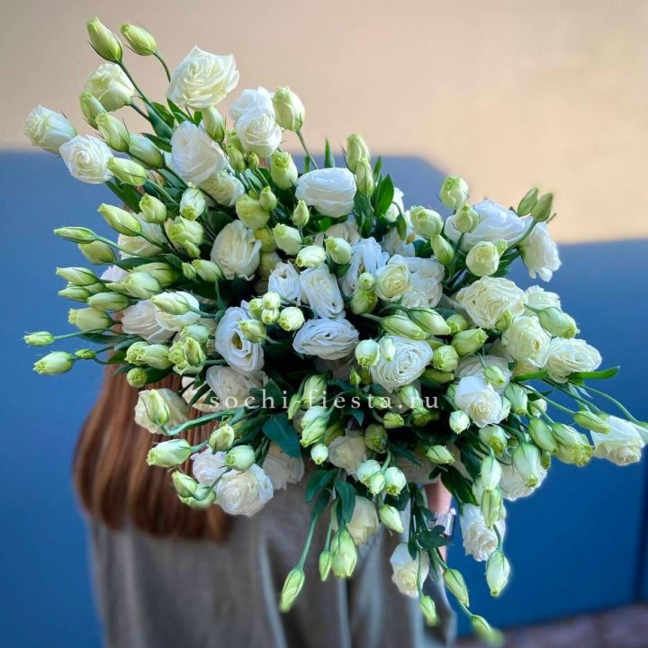 Охапка эустомы в Калининграде