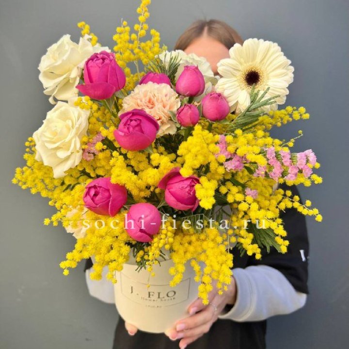 Цветы в боксе "Слобода" в Калининграде