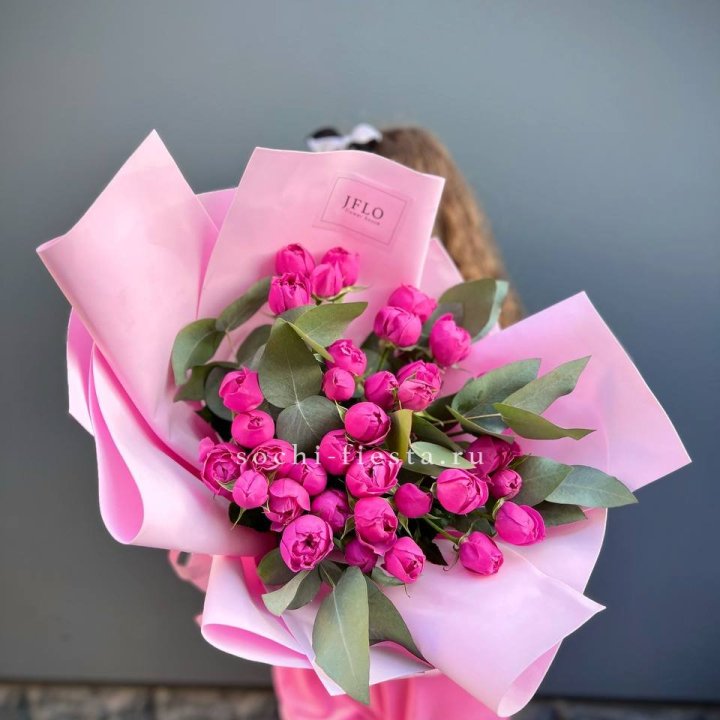 Пионовидные розы баблс в Калининграде