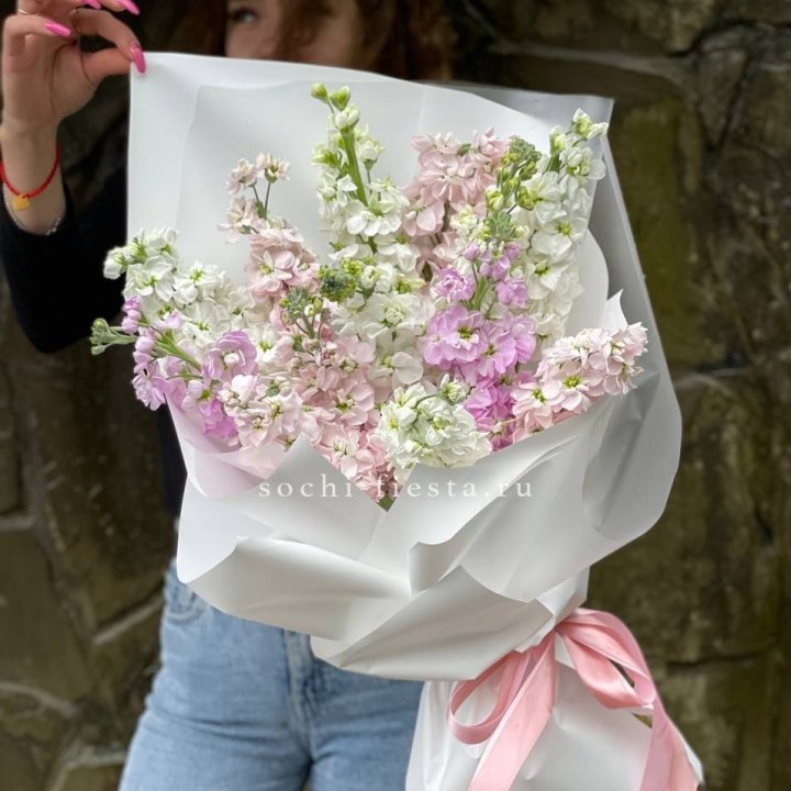 Букет маттиол №1 в Калининграде