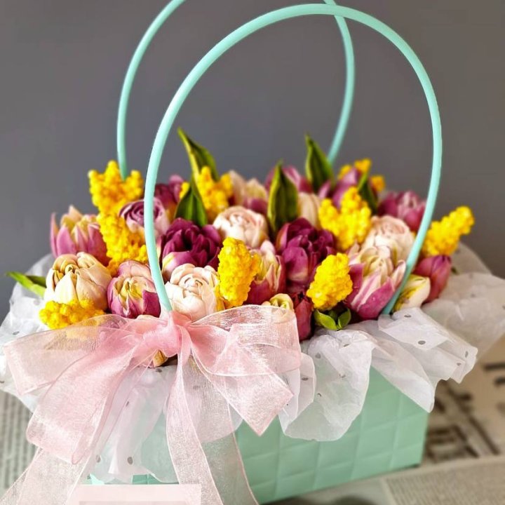 Тюльпаны в сумочке из зефира в Калининграде