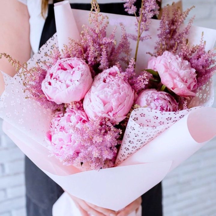Букет пионов "Мелиса" в Калининграде