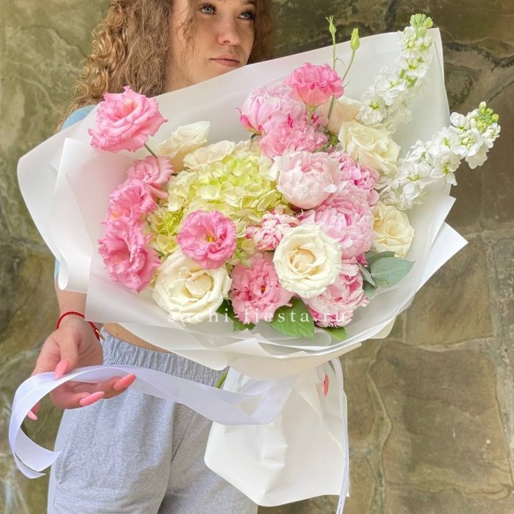Букет с пионами №3 в Калининграде