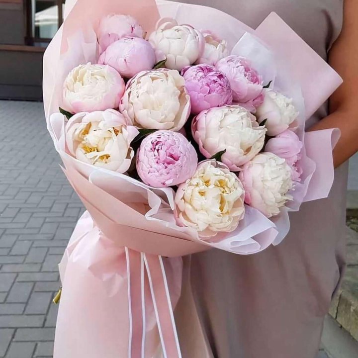 Букет пионов "Маршмелоу" в Калининграде