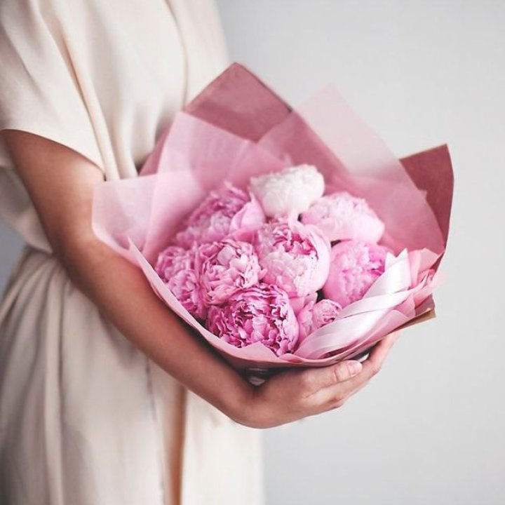 9 зефирных пионов в Калининграде