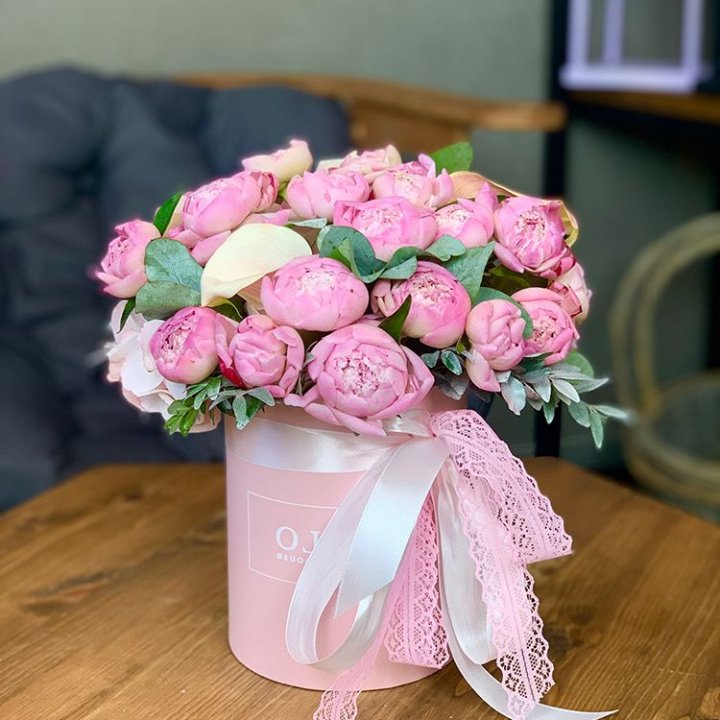 Композиция с пионами №1 в Калининграде